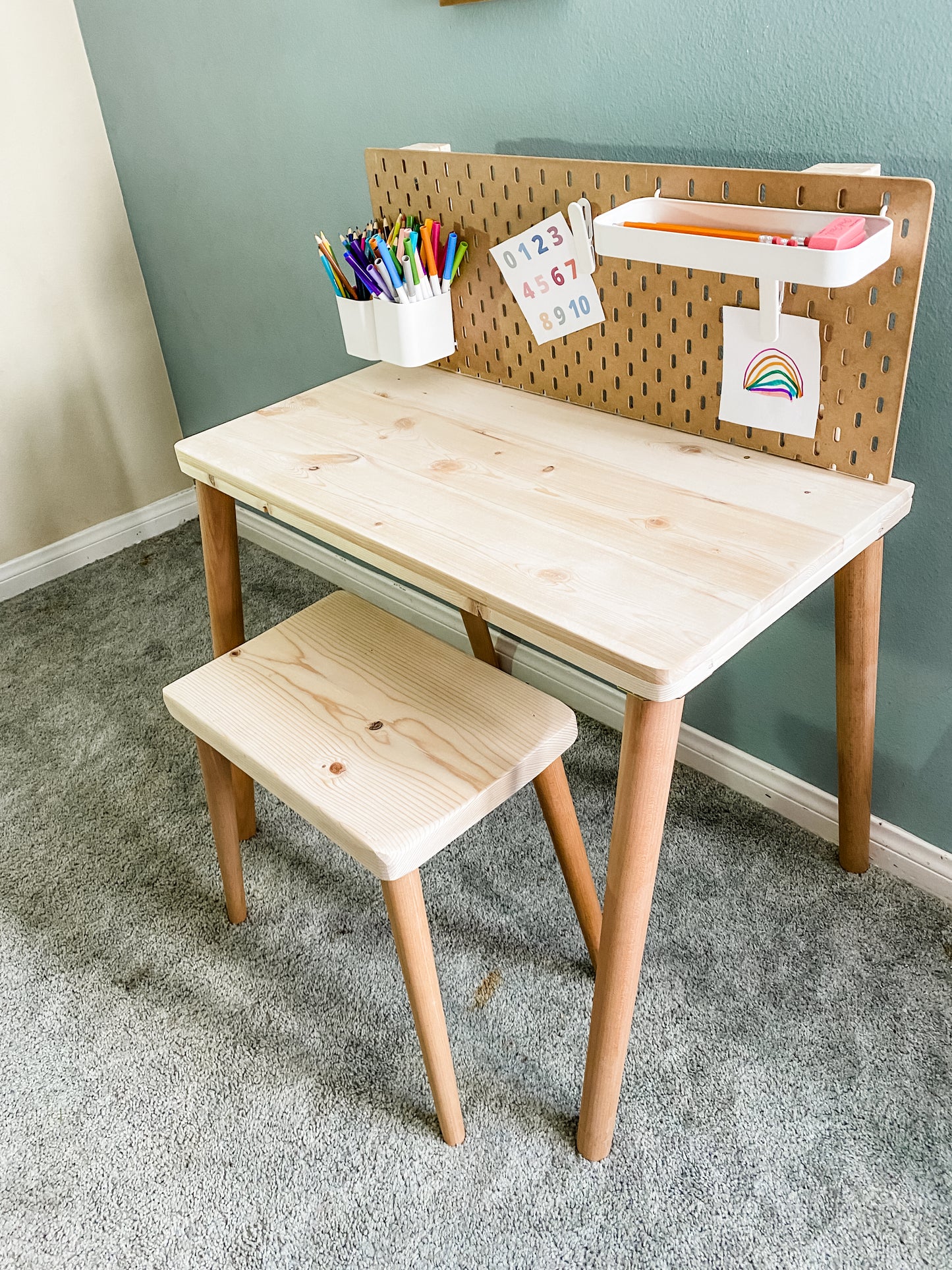 Play N Away Table
