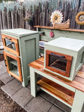 Load image into Gallery viewer, Mud Kitchen Oven
